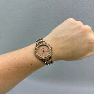 Fossil Women's Stainless Steel Analog Rose Gold Dial Quartz Watch